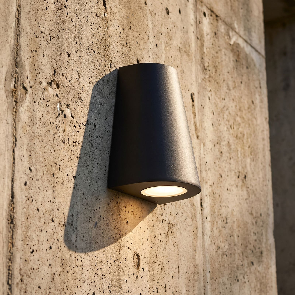 Aluminium COB LED Outdoor Wall Light, close view at 45 degrees on a stone wall