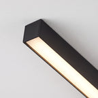 Close-up of the black aluminium bar and frosted diffuser